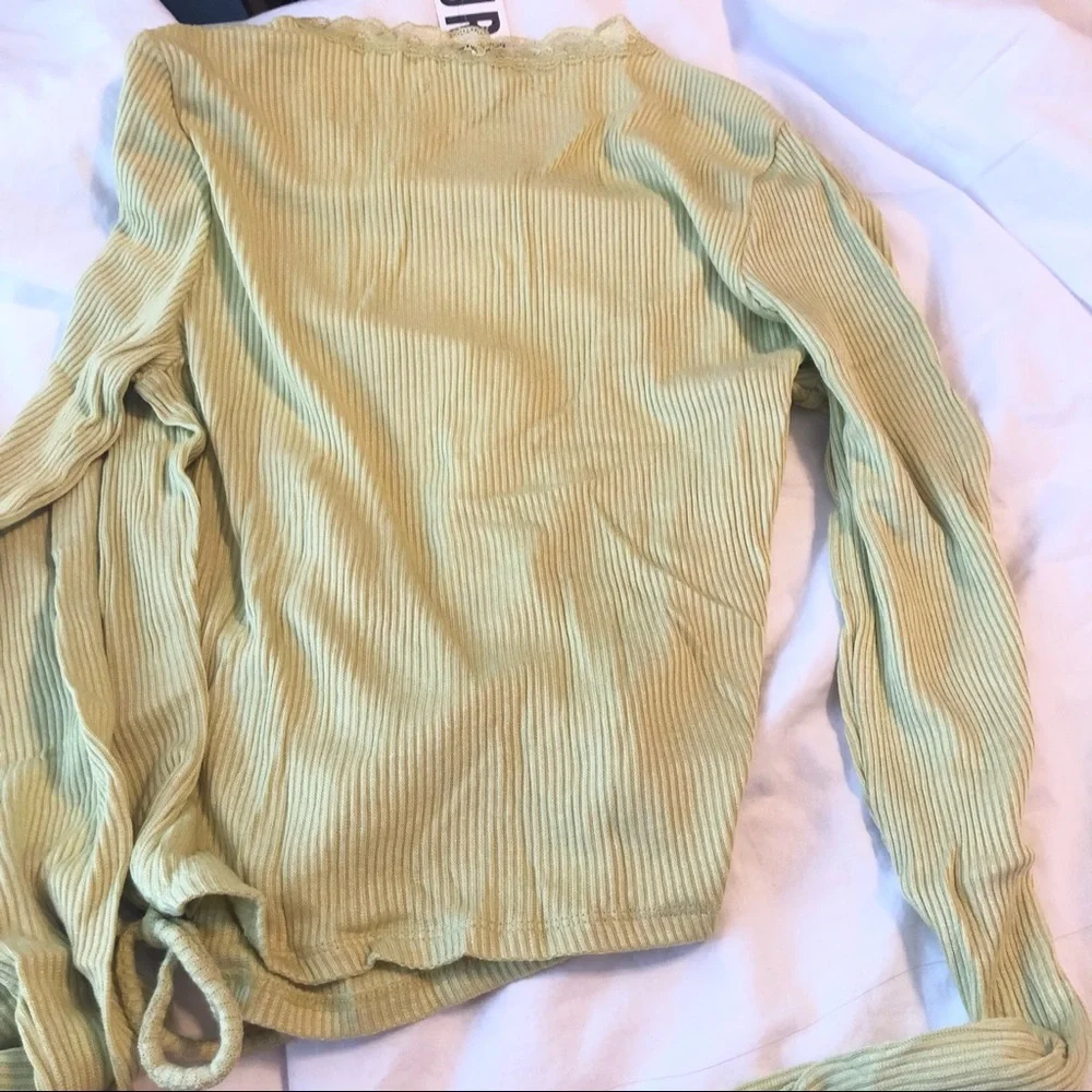 NWT Urban Outfitters Lace Y2K Wrap Top Green Crop ribbed soft cross brandy melvi - Picture 15 of 15